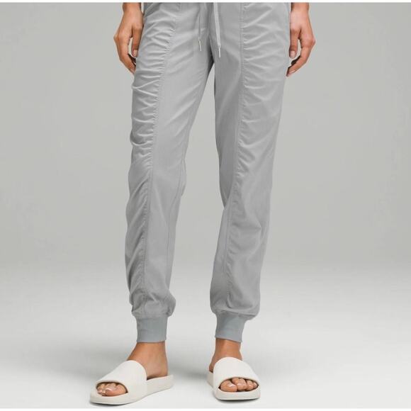 Lululemon Dance Studio Gray Mid Rise Athletic Womens Joggers Size 4 - Picture 1 of 7